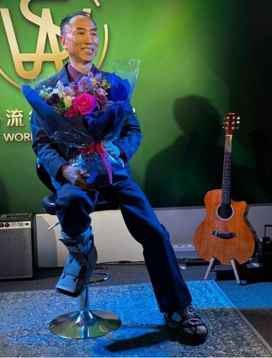 香港百亿富 香港百亿富