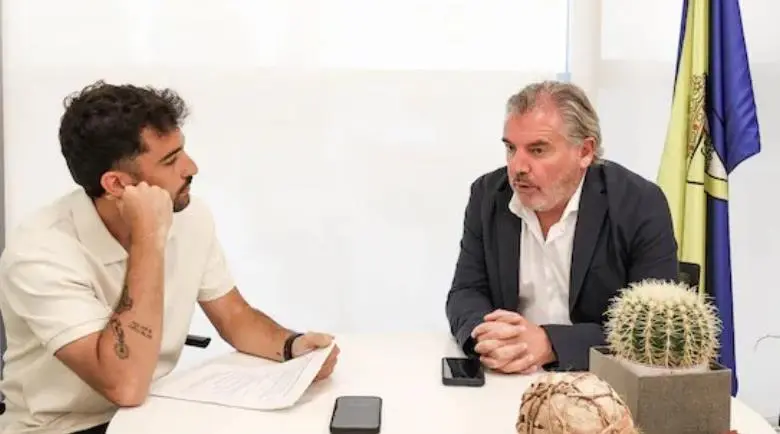 开局即巅峰, img, 在场上展现 开局即巅峰, img, 在场上展现