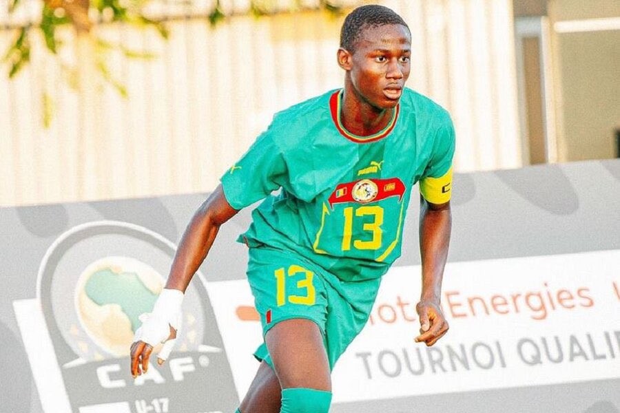 下一代的潜, 曼联即将签 下一代的潜, 曼联即将签