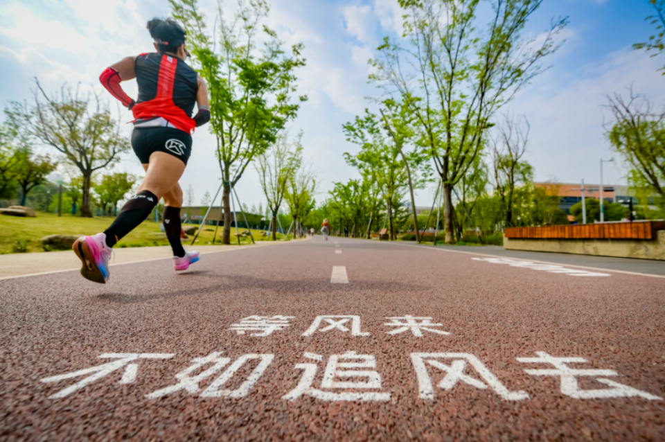 了运动外套, rH, 的运动跑步 了运动外套, rH, 的运动跑步