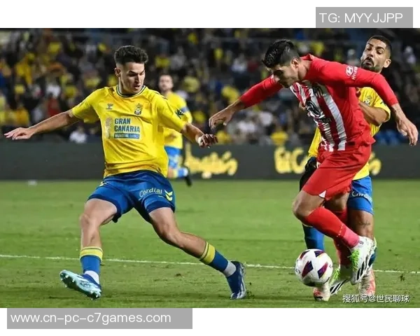 九人拉齐奥1-0帕尔马，诺斯林取胜，扎卡尼、托马-巴希奇染红