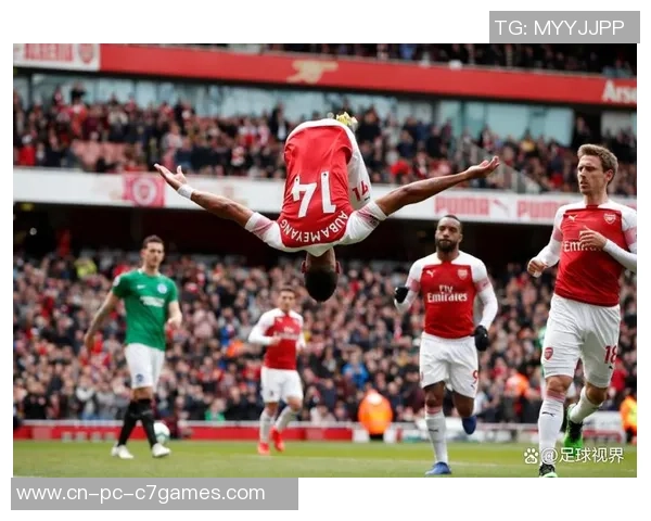 清晨4点 欧冠22亿第一大战！阿森纳10年不堪拜仁 复仇时机